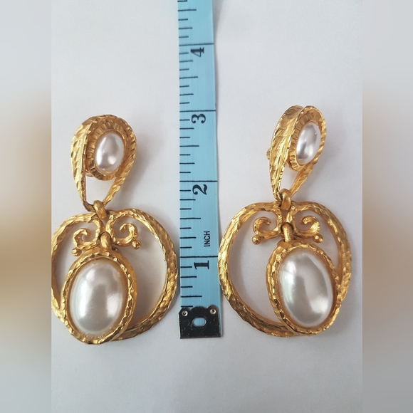 Earrings - Picture 4 of 6